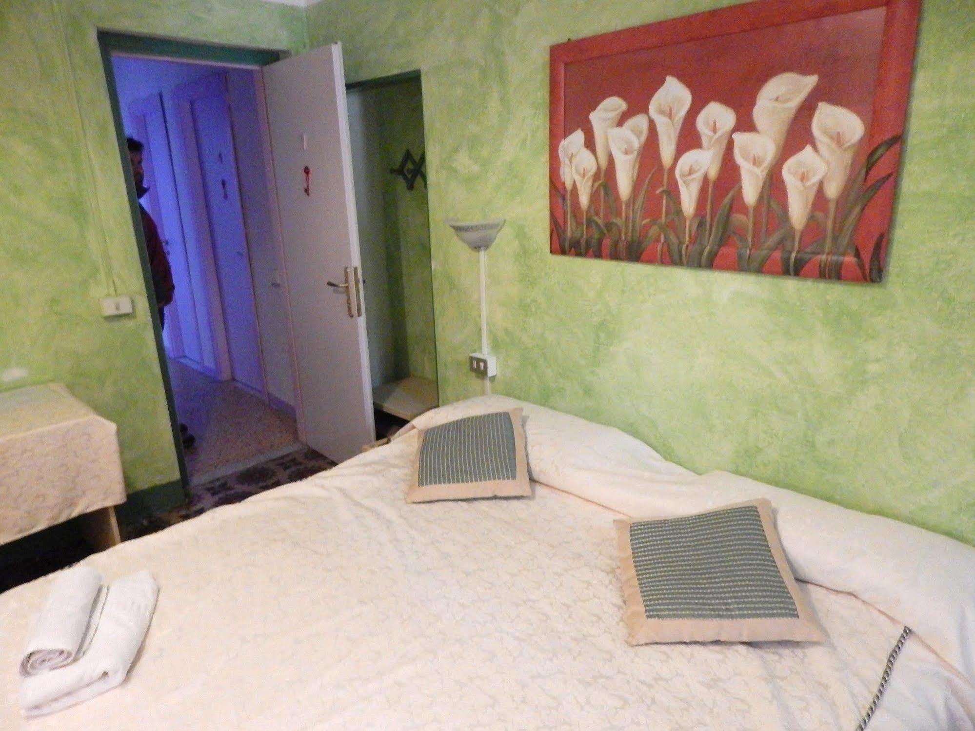 נולי Hotel Glicine מראה חיצוני תמונה